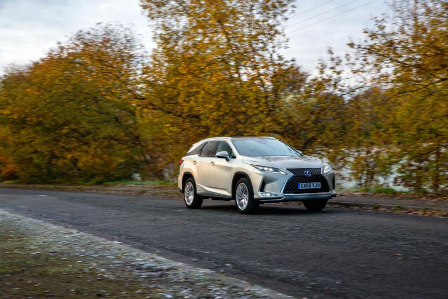  Lexus RX450hL 2019 года  (UK) (фото 15 из 40)